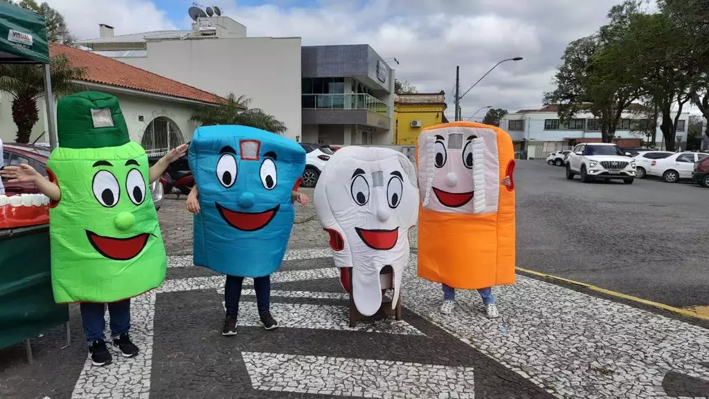 Saúde de Rio Negro realiza ação neste Dia do Dentista